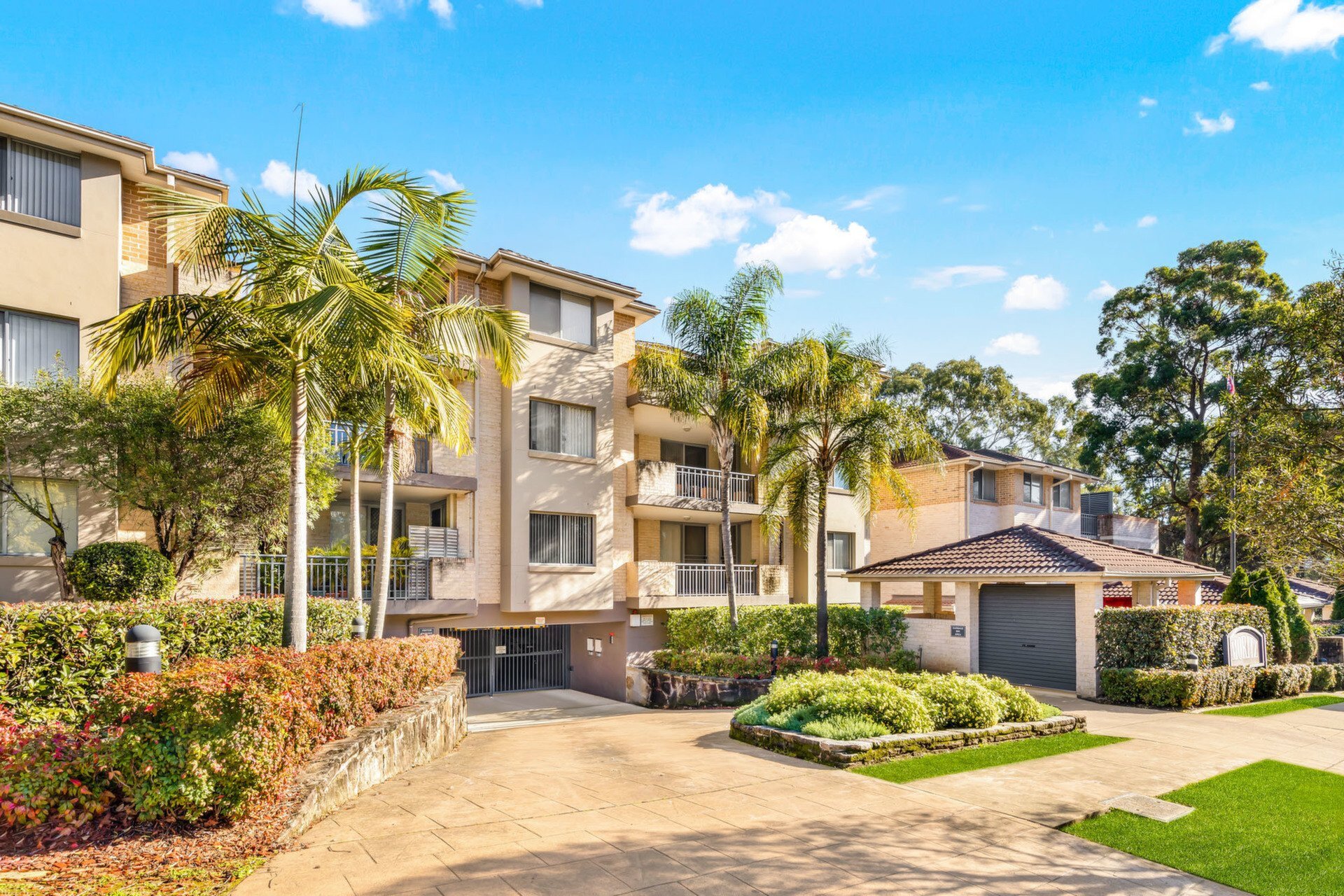45 12 18 Conie Avenue Baulkham Hills