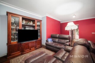 4/14 Albi Place